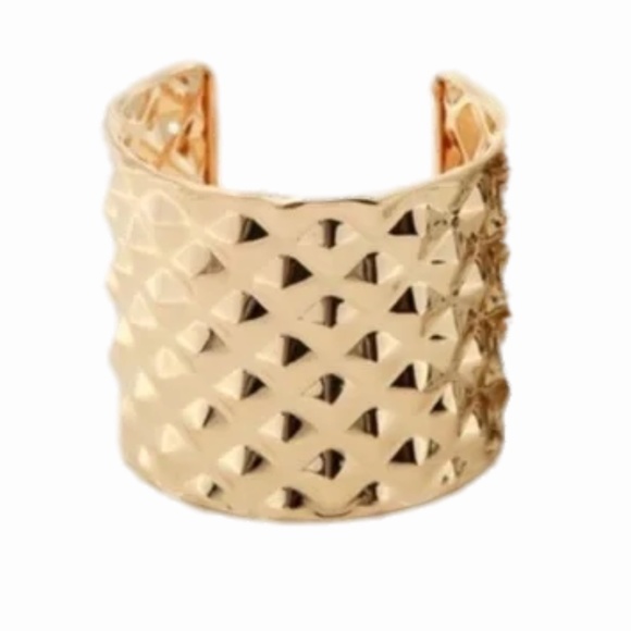 Bracelet Bangle Cuff Statement Gold or Silver Tone - Picture 3 of 5